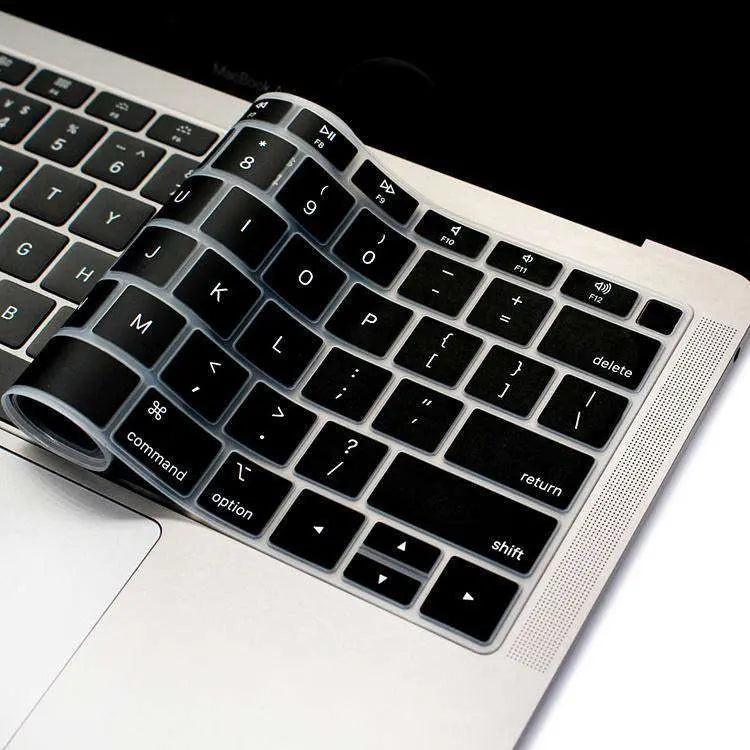 Keyboard Protector for MacBook Air 13" (2019–2018) - US Layout - Black — Moarmouz