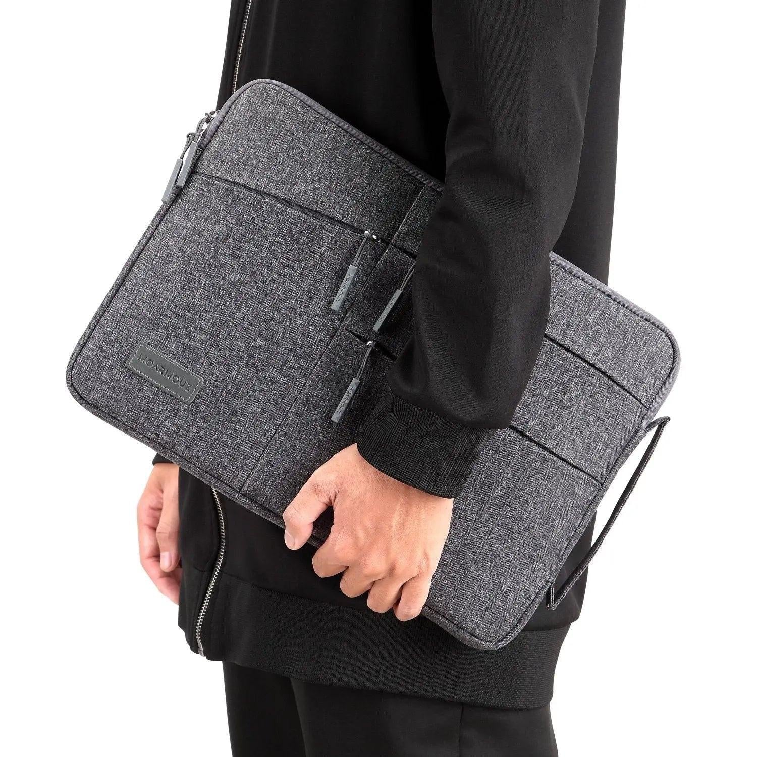 Water Resistant Traveller Sleeve with Pockets and Handle — Moarmouz